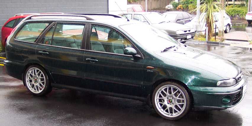 Fiat Marea Weekend Side